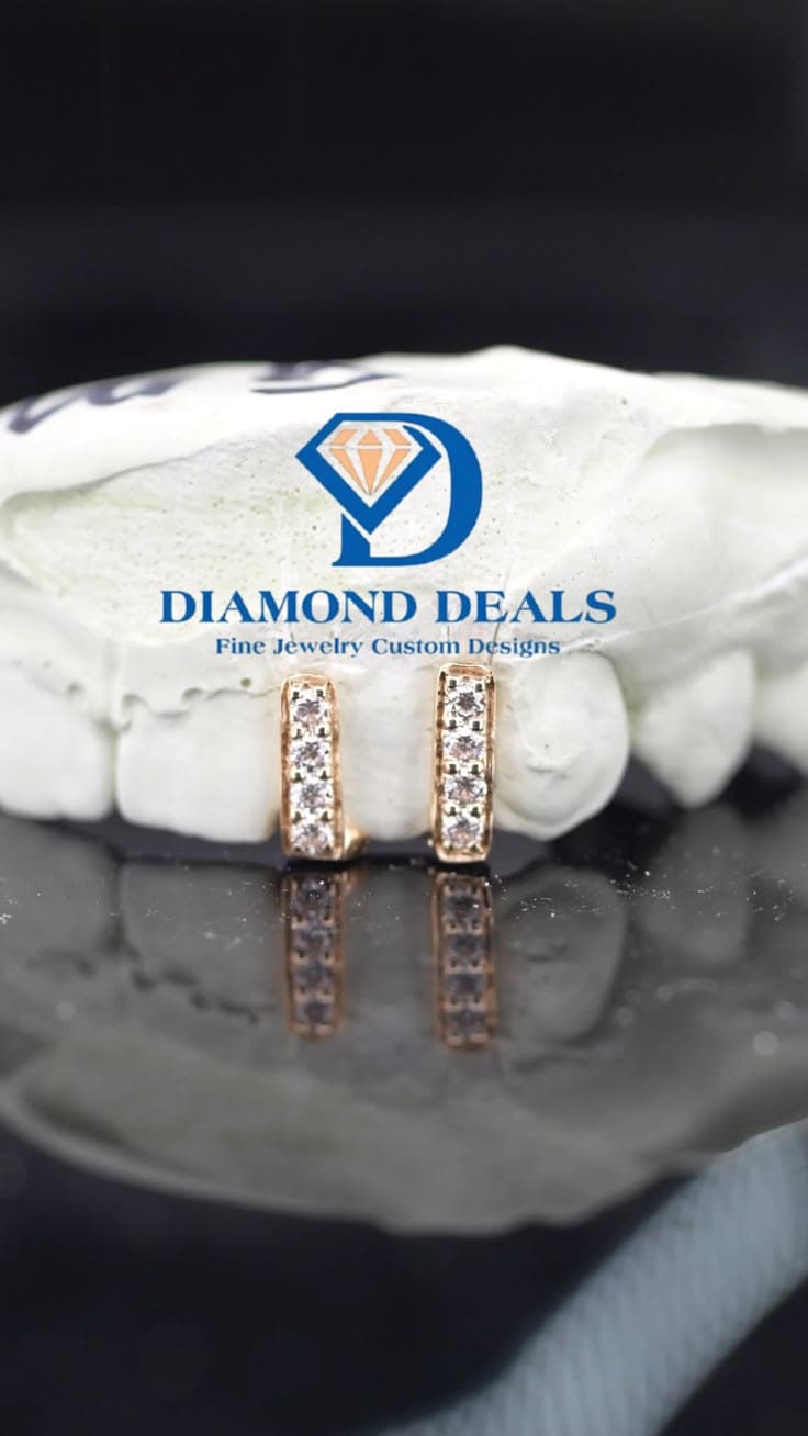 2 Top Single Cap 4 Round Diamond Row Grillz