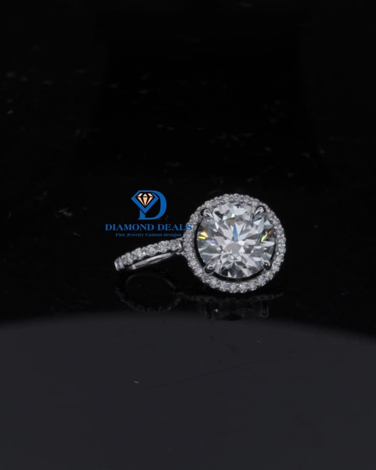White Gold Round Halo Diamond Pendant